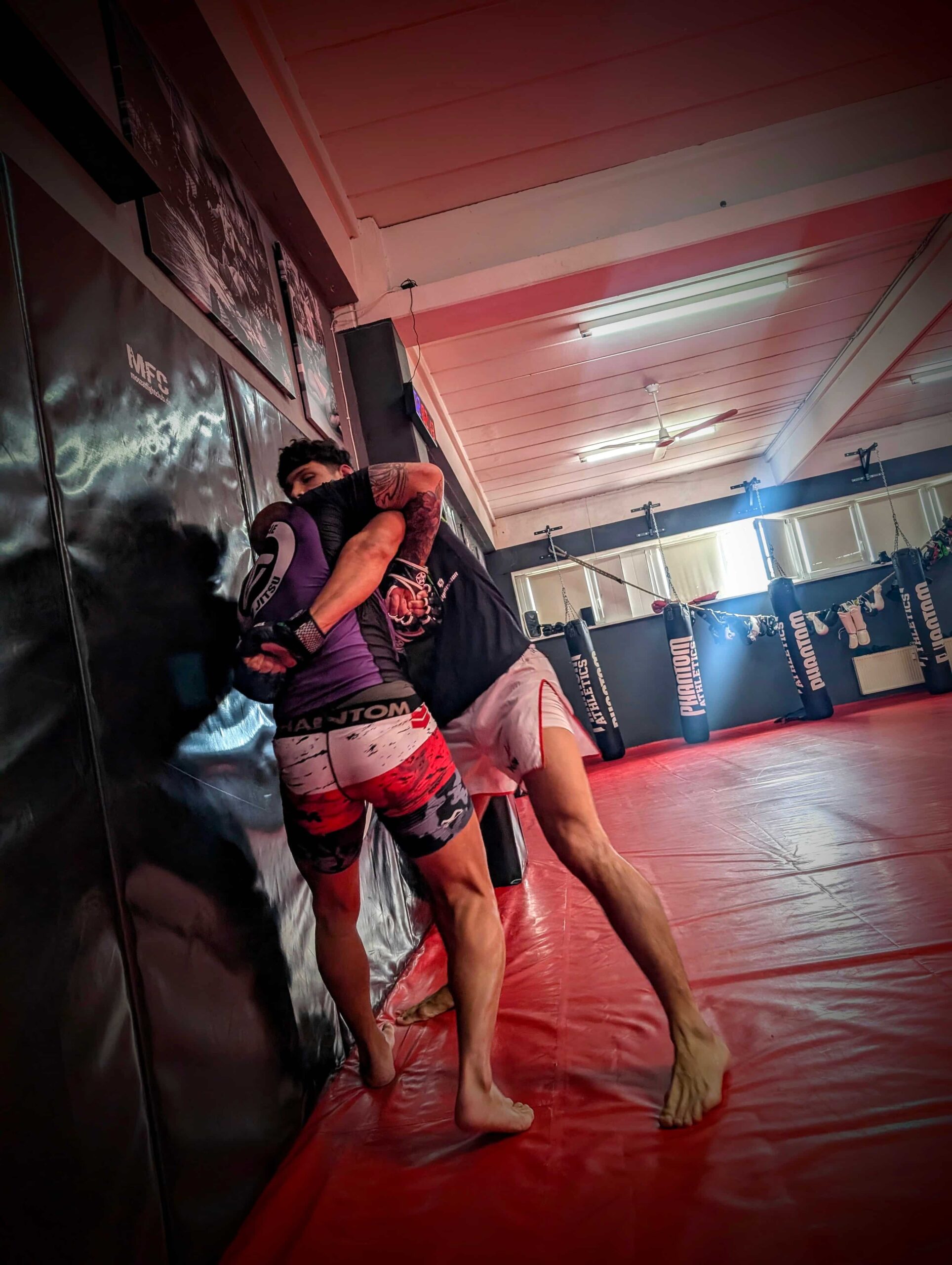 Grappling-Training auf der Matte im Moszat Fight Club Regensburg